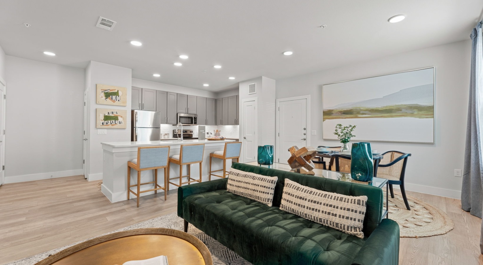 Bright and airy living space perfect for entertaining or unwinding
